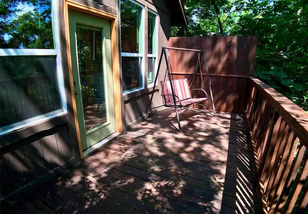 Chateau Treehouse #11 @ Oak Crest Cottages And Treehouses Eureka Springs Dış mekan fotoğraf